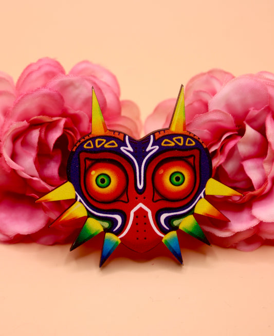 Majors Mask Wooden Gloss Pin